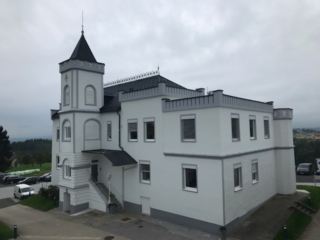 background Image EFH St. Bartholomö