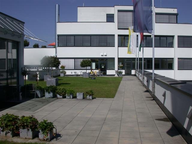 background Image Bürogebäude